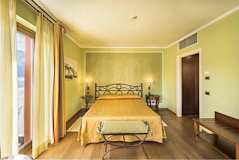 La Darsena Boutique Hotel & Restaurant Tremezzo 3*,  Itália